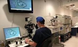 女性月经量多的原因？女性月经量过多怎么办？试管取卵后月经量比